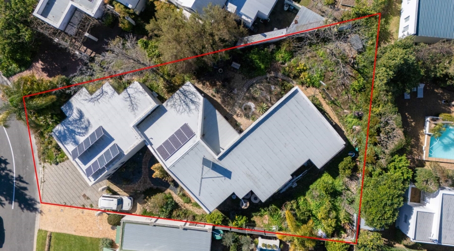 4 Bedroom Property for Sale in Paradyskloof Western Cape